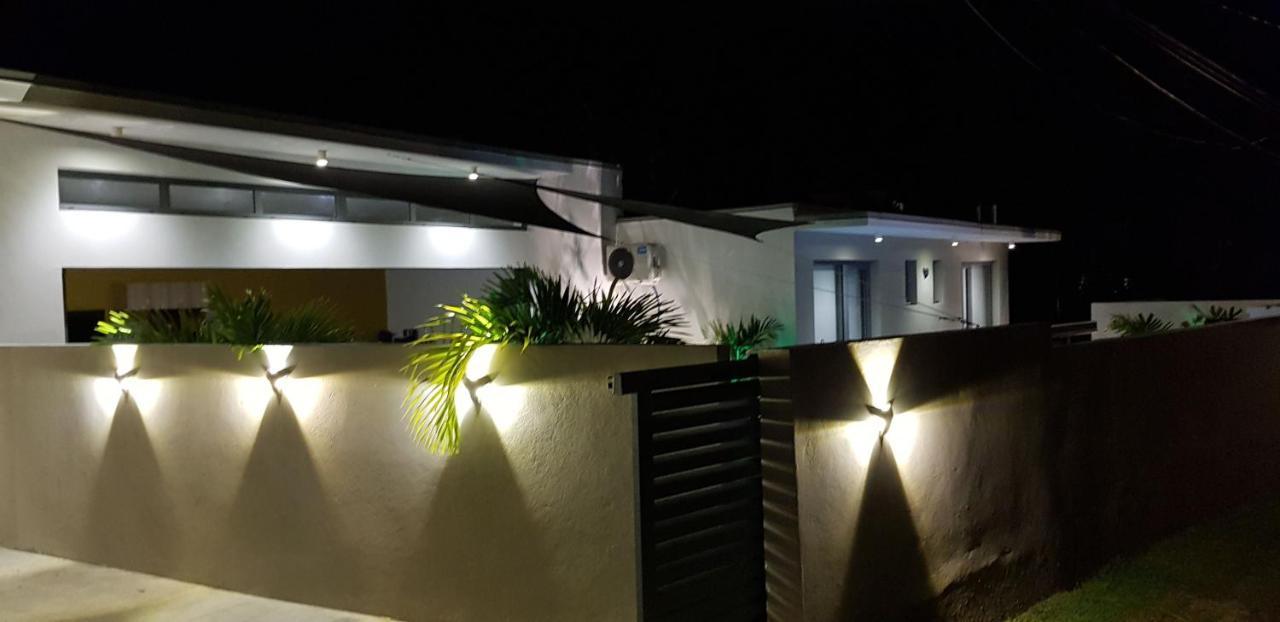Palm Villas Sainte-Anne  Exterior foto